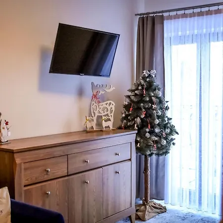 Pod Tatrzanskim Niebem * Закопане